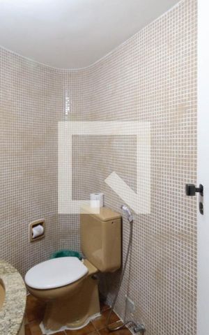 Studio à venda com 36m², 1 quarto e 1 vaga Studio à venda com 36m², 1 quarto e 1 vagaBanheiro