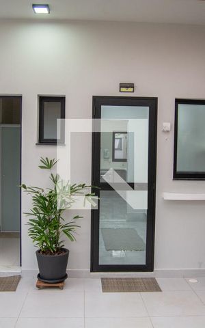Casa à venda com 190m², 2 quartos e 4 vagas Casa à venda com 190m², 2 quartos e 4 vagasQuintal
