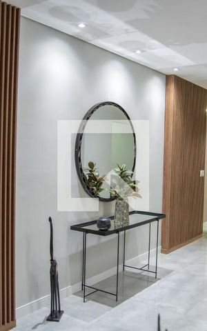 Casa à venda com 190m², 2 quartos e 4 vagas Casa à venda com 190m², 2 quartos e 4 vagasSala