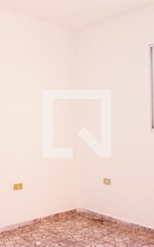 Casa para alugar com 32m², 1 quarto e sem vagaQuarto