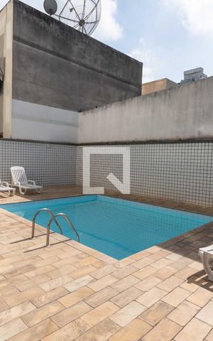 Apartamento à venda com 140m², 3 quartos e 2 vagas Apartamento à venda com 140m², 3 quartos e 2 vagasÁrea comum - Piscina