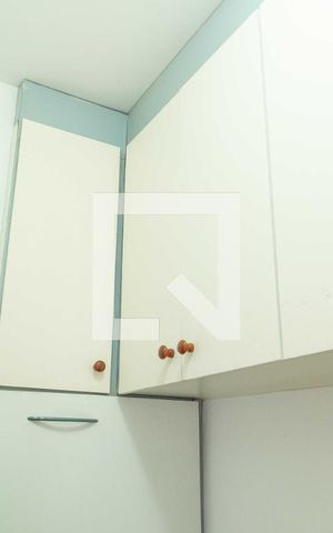 Apartamento à venda com 140m², 3 quartos e 2 vagas Apartamento à venda com 140m², 3 quartos e 2 vagasQuarto de Serviço