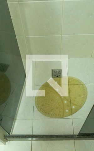 Apartamento à venda com 140m², 3 quartos e 2 vagas Apartamento à venda com 140m², 3 quartos e 2 vagasBanheiro Social