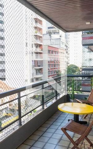 Apartamento à venda com 140m², 3 quartos e 2 vagas Apartamento à venda com 140m², 3 quartos e 2 vagasVaranda da Sala