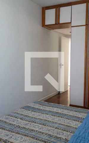 Apartamento à venda com 140m², 3 quartos e 2 vagas Apartamento à venda com 140m², 3 quartos e 2 vagasSuíte