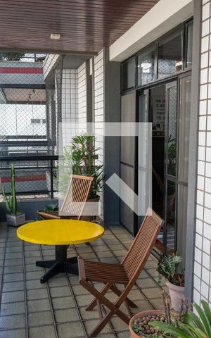 Apartamento à venda com 140m², 3 quartos e 2 vagas Apartamento à venda com 140m², 3 quartos e 2 vagasVaranda da Sala