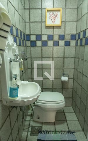 Apartamento à venda com 140m², 3 quartos e 2 vagas Apartamento à venda com 140m², 3 quartos e 2 vagasLavabo
