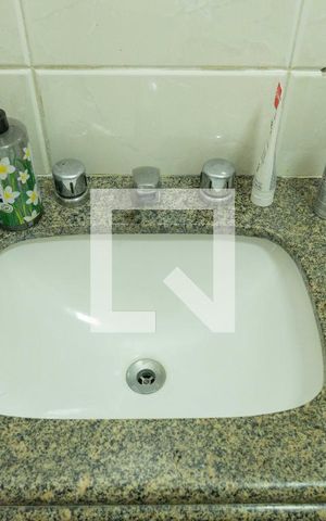 Apartamento à venda com 140m², 3 quartos e 2 vagas Apartamento à venda com 140m², 3 quartos e 2 vagasBanheiro Social