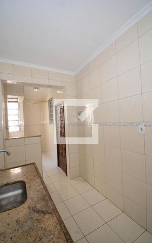 Apartamento à venda com 60m², 2 quartos e sem vagaCozinha e Área de Serviço