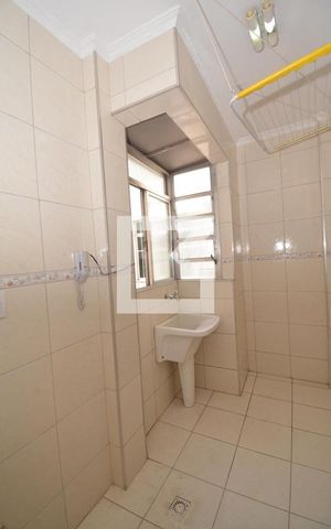 Apartamento à venda com 60m², 2 quartos e sem vagaCozinha e Área de Serviço