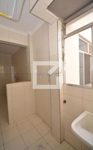 Apartamento à venda com 60m², 2 quartos e sem vagaCozinha e Área de Serviço