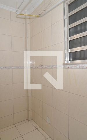 Apartamento à venda com 60m², 2 quartos e sem vagaCozinha e Área de Serviço