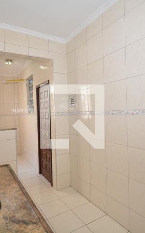 Apartamento à venda com 60m², 2 quartos e sem vagaCozinha e Área de Serviço