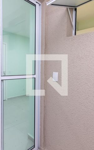 Apartamento para alugar com 37m², 2 quartos e sem vagaÁrea de Serviço