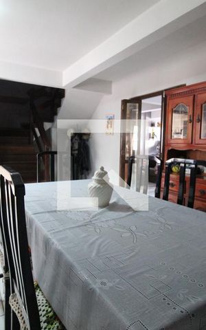 Casa à venda com 364m², 6 quartos e 4 vagasSala de Estar Com Varanda