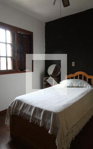 Casa à venda com 364m², 6 quartos e 4 vagasQuarto 6