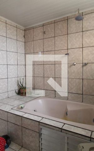 Casa à venda com 364m², 6 quartos e 4 vagasBanheiro
