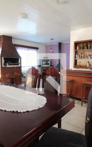 Casa à venda com 364m², 6 quartos e 4 vagasEspaço salão de festas 