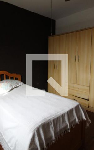 Casa à venda com 364m², 6 quartos e 4 vagasQuarto 6