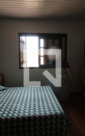 Casa à venda com 364m², 6 quartos e 4 vagasQuarto 1