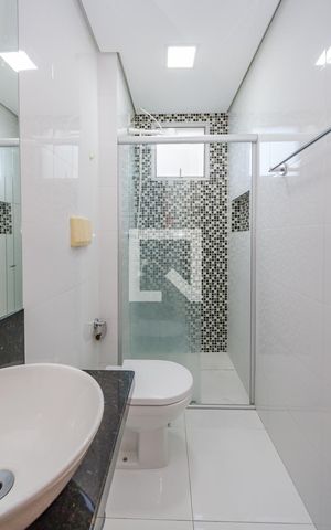 Apartamento para alugar com 70m², 2 quartos e 2 vagasBanheiro Social