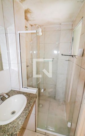 Casa de condomínio à venda com 100m², 2 quartos e 4 vagas Casa de condomínio à venda com 100m², 2 quartos e 4 vagasBanheiro Social