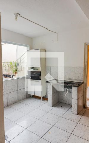 Casa de condomínio à venda com 100m², 2 quartos e 4 vagas Casa de condomínio à venda com 100m², 2 quartos e 4 vagasLavanderia