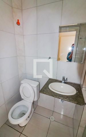 Casa de condomínio à venda com 100m², 2 quartos e 4 vagas Casa de condomínio à venda com 100m², 2 quartos e 4 vagasBanheiro Social