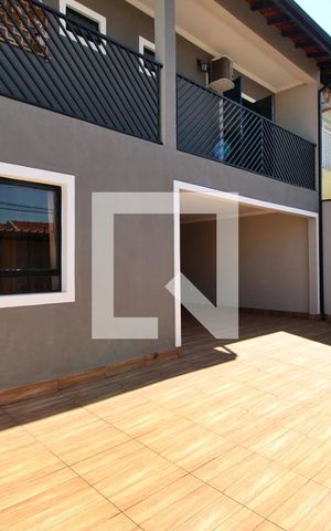 Casa à venda com 237m², 4 quartos e 4 vagasGaragem