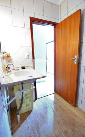 Casa à venda com 237m², 4 quartos e 4 vagasBanheiro