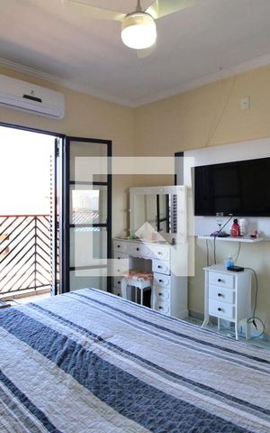 Casa à venda com 237m², 4 quartos e 4 vagasQuarto 3 (suíte)