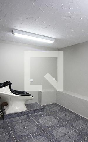 Casa para alugar com 92m², 2 quartos e sem vagaEscritório