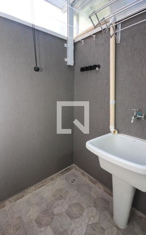 Apartamento para alugar com 41m², 2 quartos e sem vaga Apartamento para alugar com 41m², 2 quartos e sem vagaÁrea de Serviço