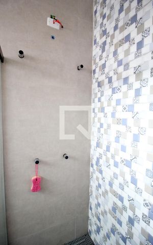 Casa para alugar com 170m², 3 quartos e 2 vagasBanheiro da Suíte