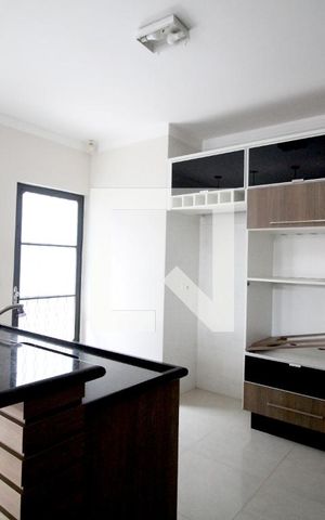 Casa para alugar com 170m², 3 quartos e 2 vagasCozinha