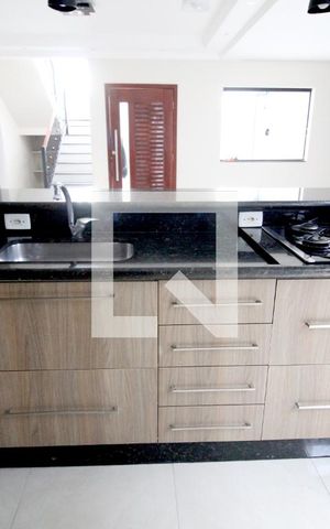 Casa para alugar com 170m², 3 quartos e 2 vagasCozinha