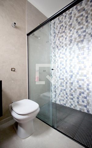 Casa para alugar com 170m², 3 quartos e 2 vagasBanheiro da Suíte