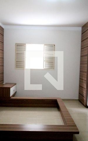 Casa para alugar com 170m², 3 quartos e 2 vagasQuarto 1