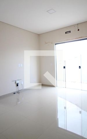 Casa para alugar com 170m², 3 quartos e 2 vagasEscritório