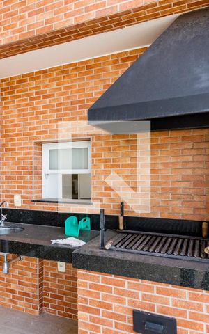 Apartamento para alugar com 134m², 2 quartos e 3 vagas Apartamento para alugar com 134m², 2 quartos e 3 vagasVaranda