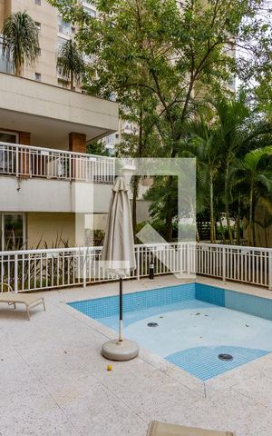 Apartamento para alugar com 134m², 2 quartos e 3 vagas Apartamento para alugar com 134m², 2 quartos e 3 vagasPiscina