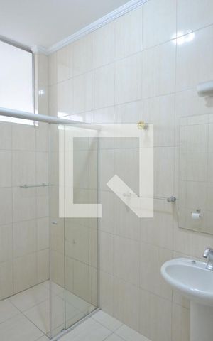 Apartamento para alugar com 84m², 2 quartos e 1 vaga Apartamento para alugar com 84m², 2 quartos e 1 vagaBanheiro de Serviço
