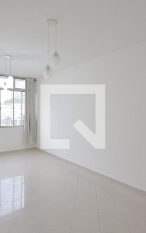 Apartamento para alugar com 84m², 2 quartos e 1 vagaSala