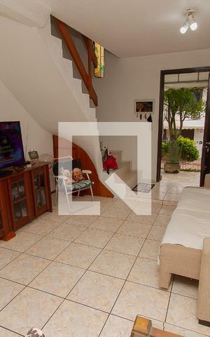 Casa de condomínio à venda com 85m², 2 quartos e 1 vaga Casa de condomínio à venda com 85m², 2 quartos e 1 vagaSala