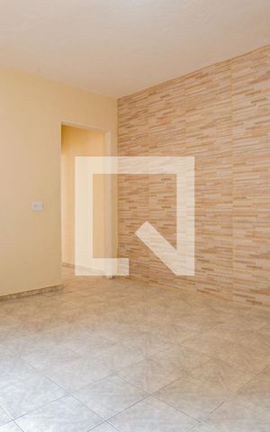 Casa para alugar com 80m², 1 quarto e 4 vagas Casa para alugar com 80m², 1 quarto e 4 vagasQuarto
