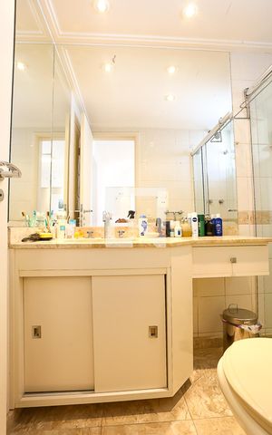 Apartamento para alugar com 200m², 3 quartos e 3 vagas Apartamento para alugar com 200m², 3 quartos e 3 vagasBanheiro do Quarto 3