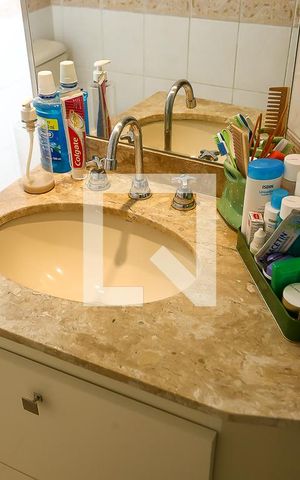 Apartamento para alugar com 200m², 3 quartos e 3 vagas Apartamento para alugar com 200m², 3 quartos e 3 vagasBanheiro do Quarto 2