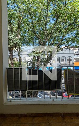 Apartamento à venda com 123m², 3 quartos e sem vaga Apartamento à venda com 123m², 3 quartos e sem vagaSala Varanda