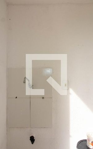 Apartamento à venda com 40m², 2 quartos e 1 vaga Apartamento à venda com 40m², 2 quartos e 1 vagaCozinha e Área de Serviço