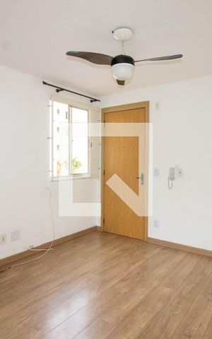 Apartamento à venda com 40m², 2 quartos e 1 vaga Apartamento à venda com 40m², 2 quartos e 1 vagaSala